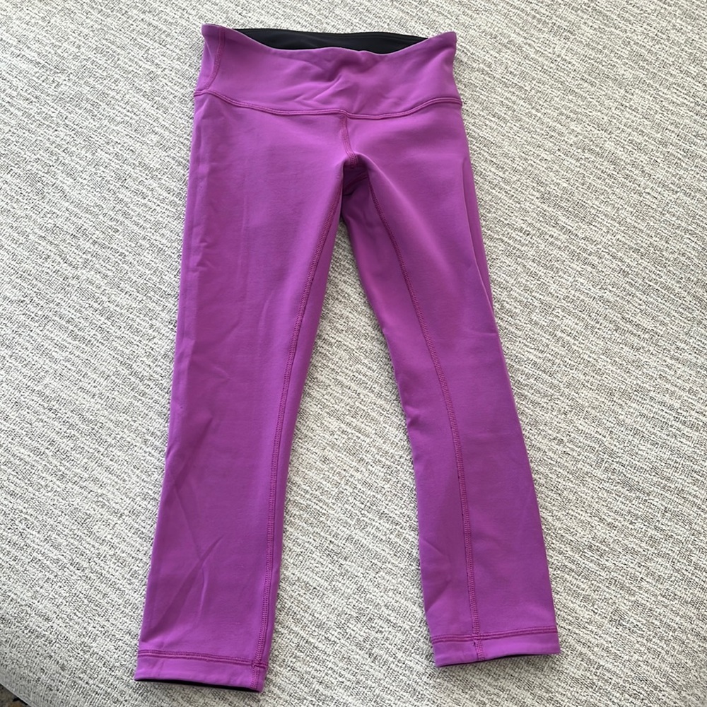 Lululemon Wonder under crop